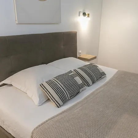 Mba - Courcelles - Splendide Apartment *