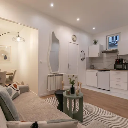 Mba - Courcelles - Splendide * Parigi